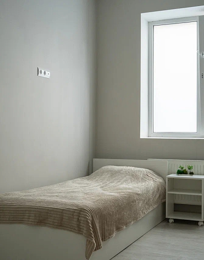 Анонимное лечение алкоголизма и вывод из запоя в клинике &quot;Профмед&quot; в Звенигороде. Круглосуточный стационар